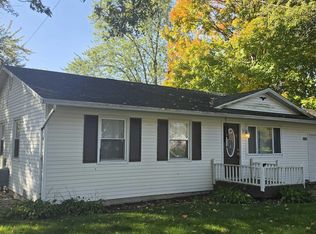 808 Shady Ln, Tecumseh, MI 49286