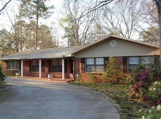 106 Shadowlawn Dr, Dothan, AL 36303