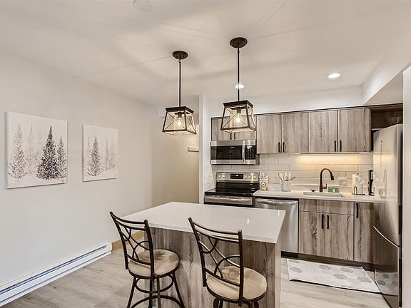 2nd image of 820 Columbine Drive UNIT 20