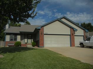 2420 N Amarado St, Wichita, KS 67205