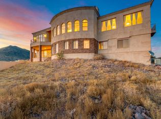 310 E Briles Rd, Phoenix, AZ 85085