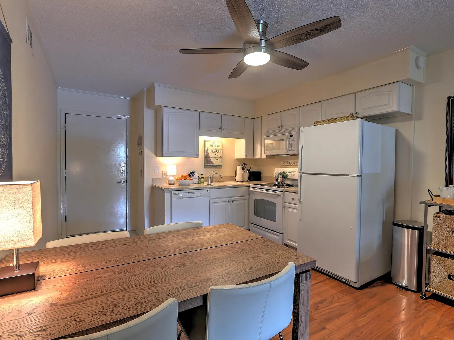 21 Lagoon Rd — Photo 2