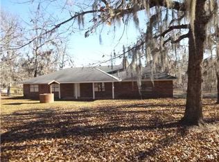 324 Claudes Rd, Colfax, LA 71417