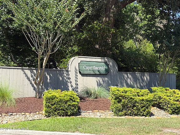 4th image of 302 Cape Fear Loop