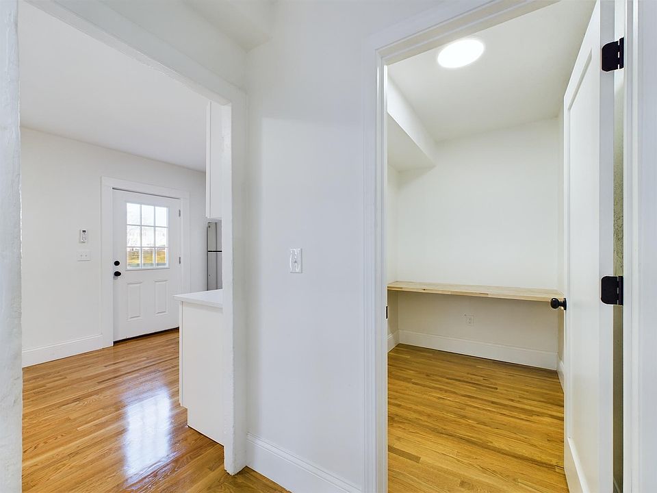 35 South St Foxboro MA Zillow