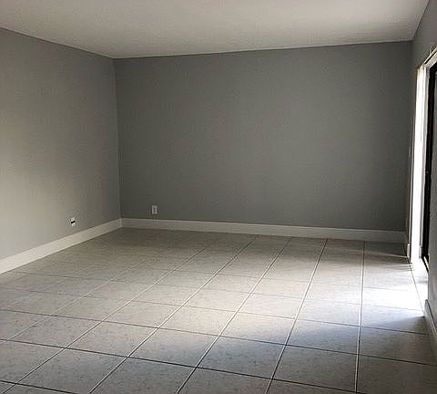 2nd image of 2237 White Pine Cir APT A
