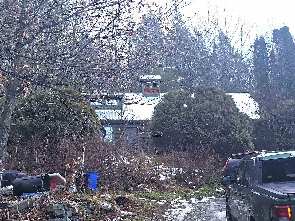 1st image of 552 - 554 Hinesburg Road