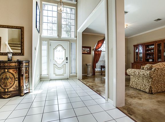 2nd image of 3644 Canyon Oaks Dr