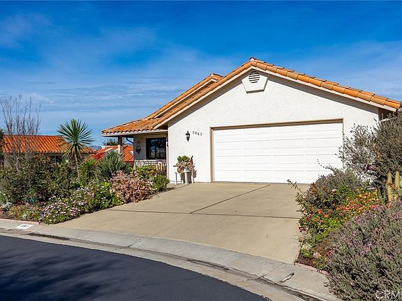 2nd image of 1061 Ridge Heights Dr