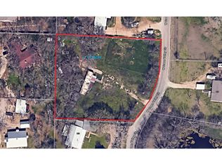 817 Green Valley Cir W, Burleson, TX 76028