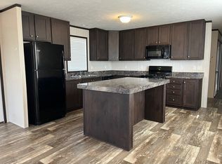 117 Desander Dr, Lansing, MI 48906