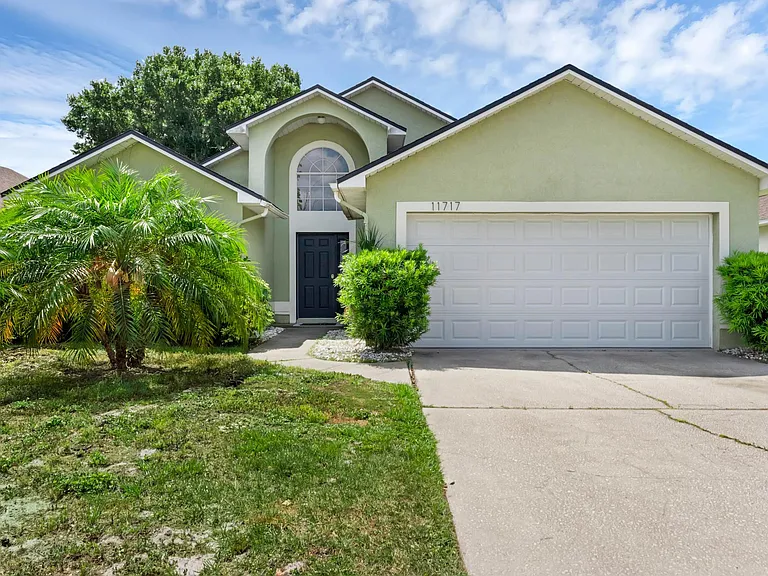 11717 Broad Oak Ct — Photo 14