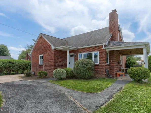 3215 Penbrook Ave, Harrisburg, PA 17109