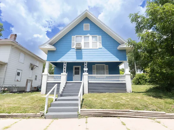 927 W End Pl, Moberly, MO 65270