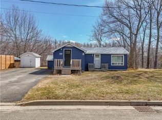 124 Ruby St, Fredericton, NB E3G 7T1