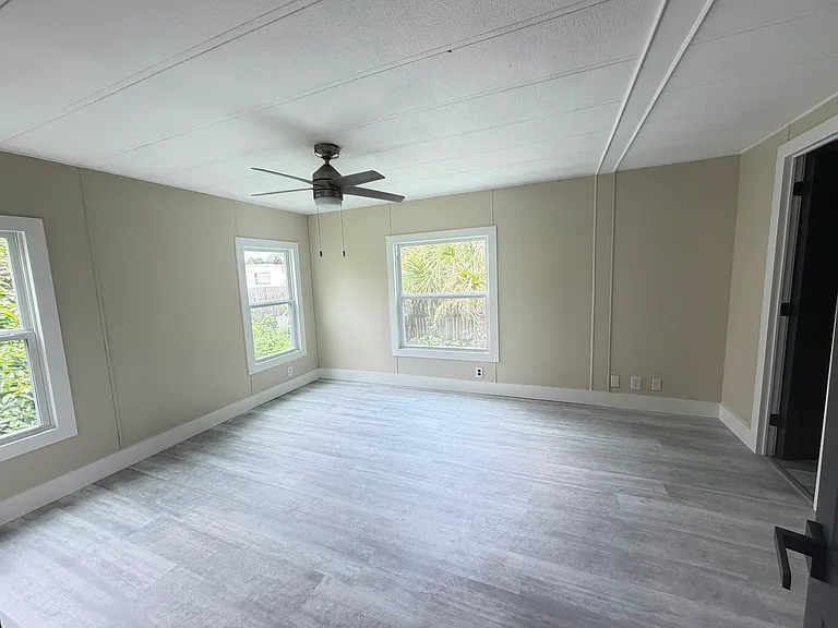 6530 Sutherland Ave — Photo 15