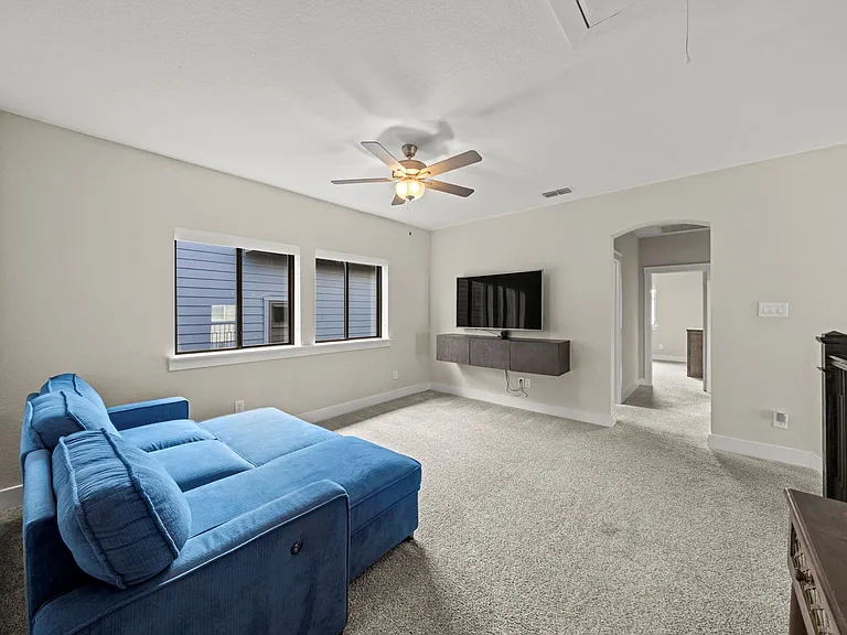 18507 Parkland Square Pl — Photo 15