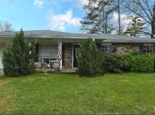 126 Whispering Pines Loop, Leesville, LA 71446