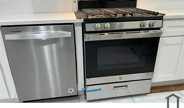 2 bed, 1000 sqft, $2,650 — Photo 4
