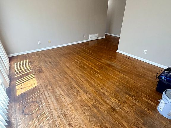 2nd image of 1568 Alexandria Dr #8B-Z3