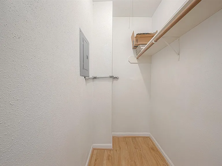 2350 Bering Dr #122 — Photo 10