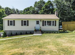 45 Stantack Rd, Middletown, CT 06457