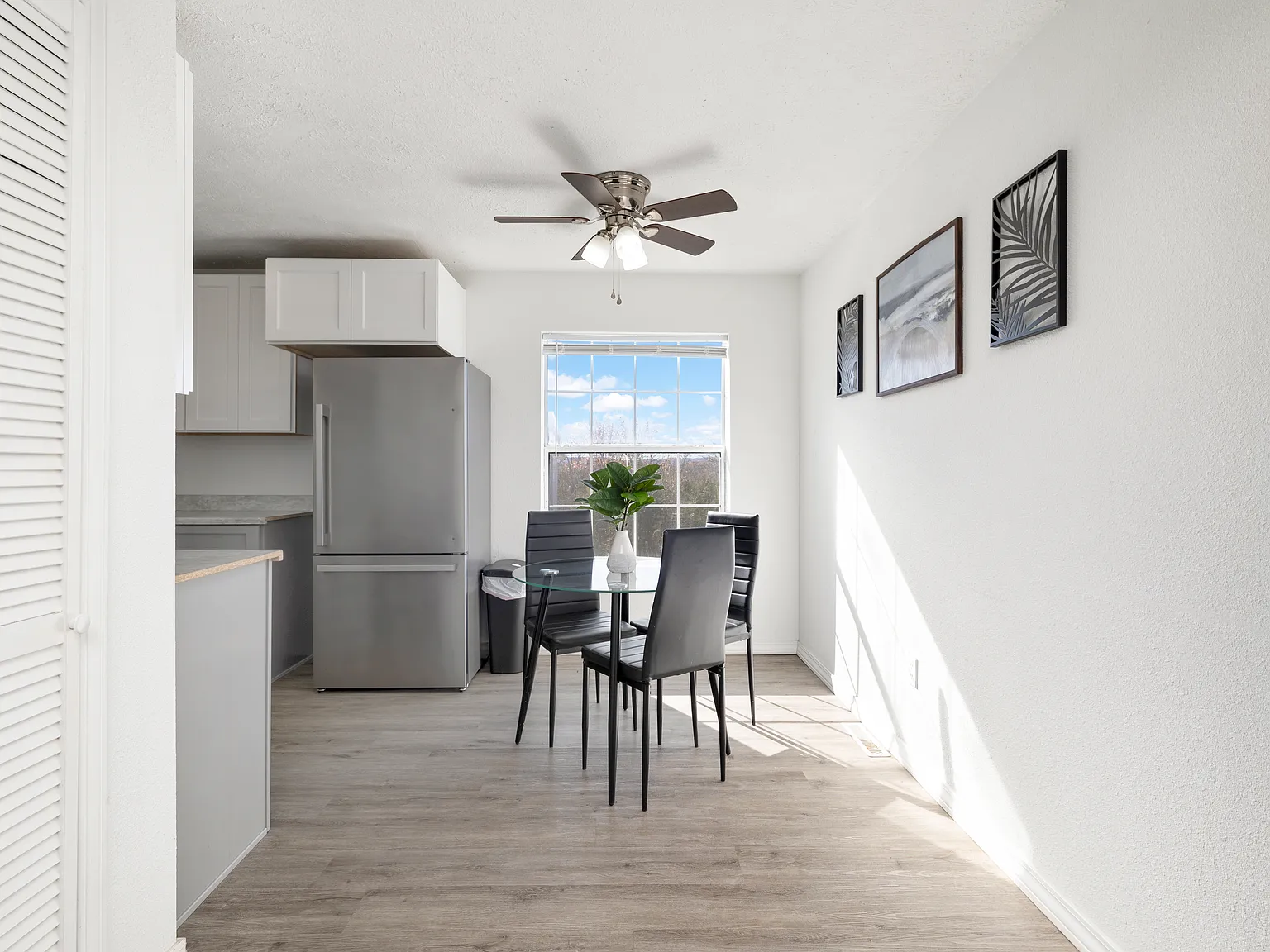 2 bed, 825 sqft, $1,200 — Photo 1