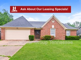 1378 Fieldstone Trl, Cordova, TN 38016