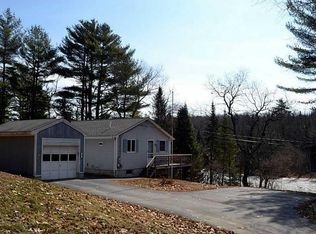 56 W School House Crossing Rd, Topsham, ME 04086