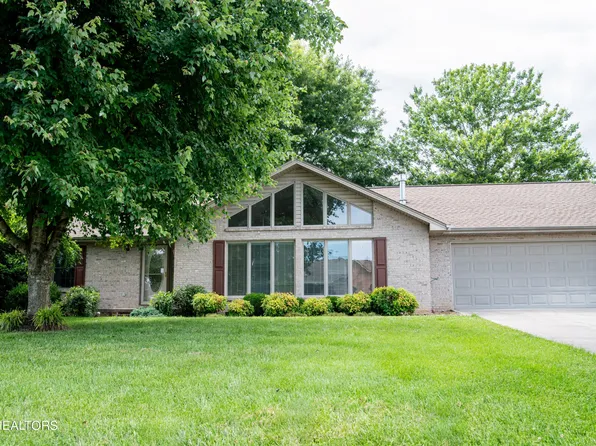 425 Meadowlake Cir, Seymour, TN 37865