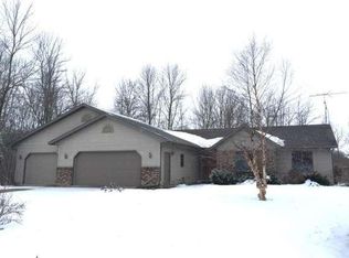 N6744 W Cardinal Dr, Sheboygan, WI 53083