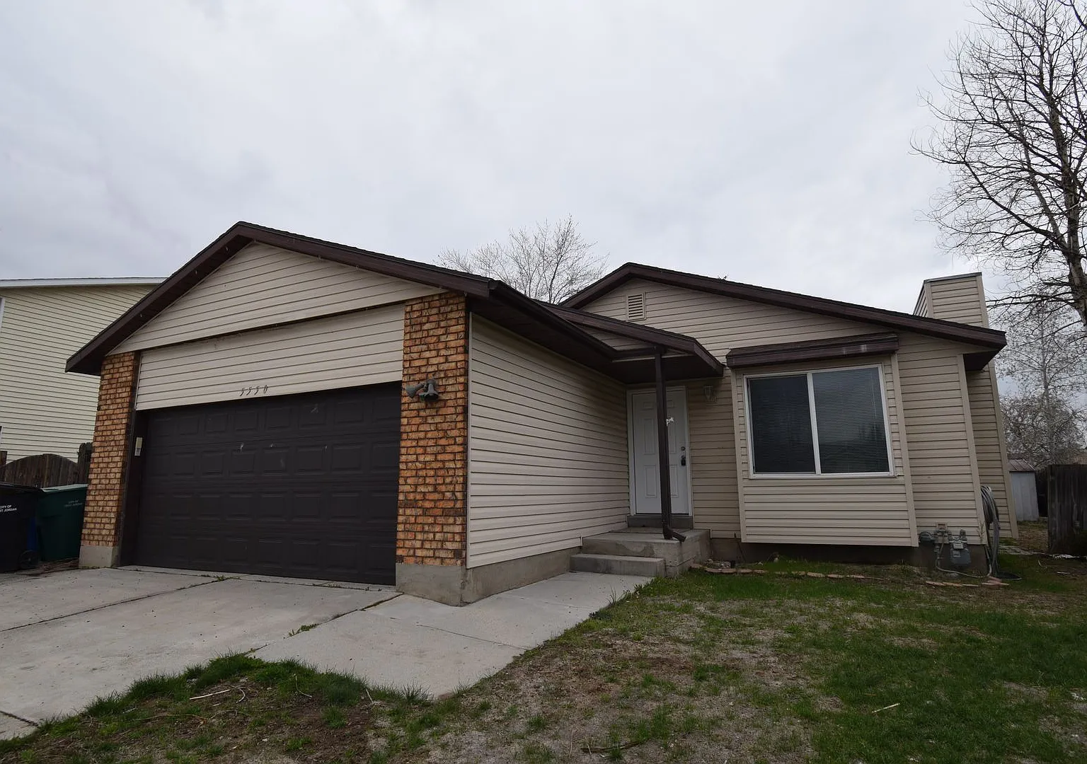 Great 7 Bed 2 Bath Home in West Jordan — Photo 2