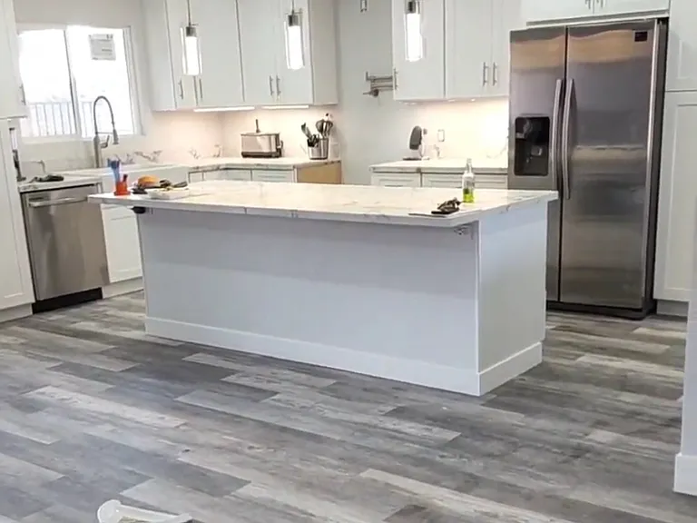 44123 Sancroft Ave — Photo 2