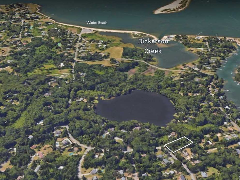 1st image of 20 Lake Dr