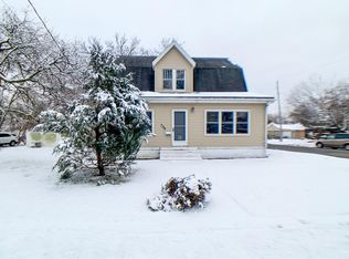700 E McClure Ave, Peoria, IL