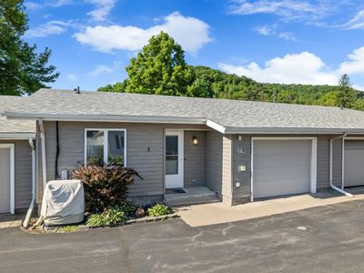 1402 McNally Dr #B, Winona, MN, 55987