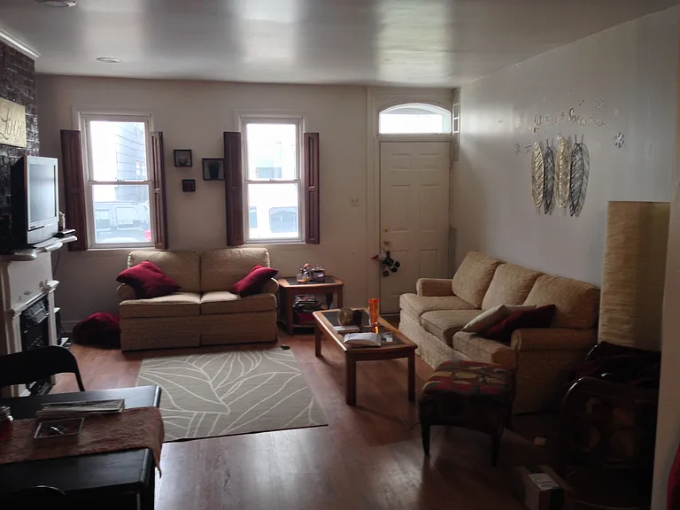 147 S 16th St — Photo 3