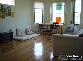 1412 Commonwealth Ave #8, Allston, MA 02134