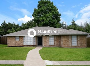 417 Conger Dr, Mesquite, TX 75149