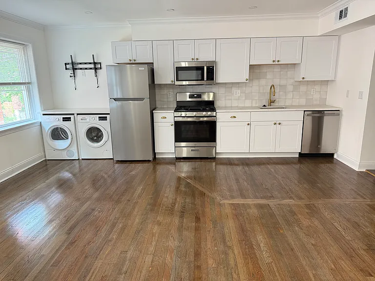765 Westwood Dr — Photo 22