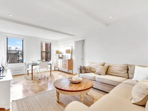 136 Waverly Place 6E image 1 of 5
