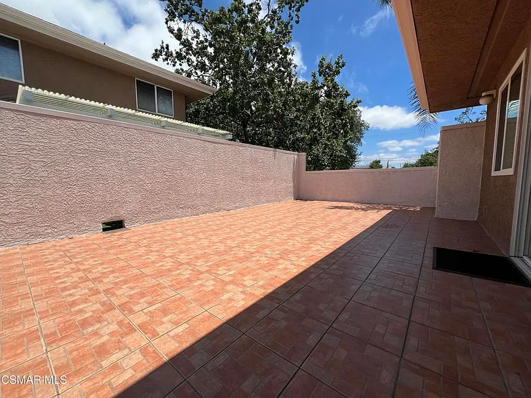 255 Skyline Dr — Photo 23