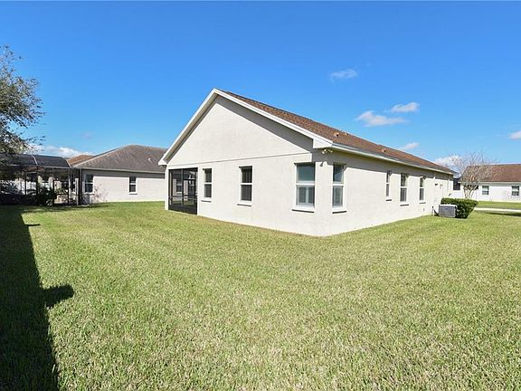4th image of 15742 Starlite St