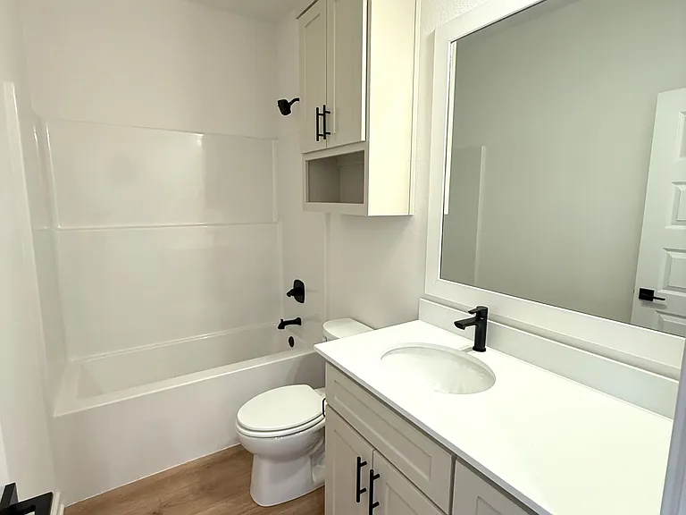 1516 W Sligo St #1 — Photo 6