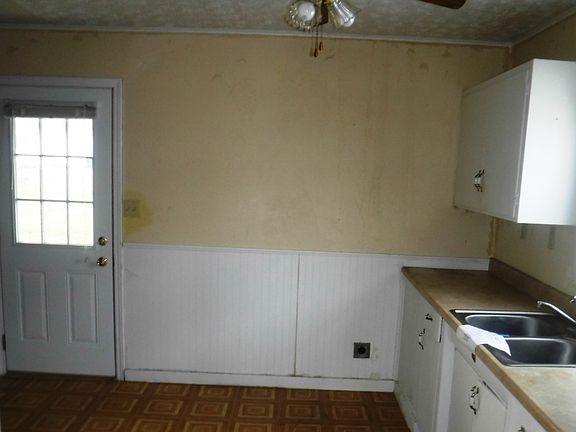 5th image of 1411 E Southern Ave