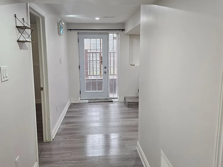 116 Miracle Trl — Photo 17