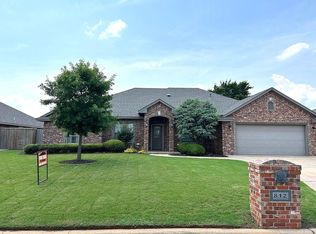 812 Sheryl Ln, Altus, OK 73521