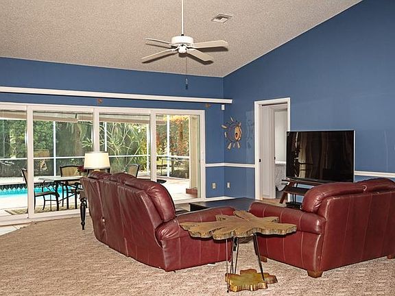 4th image of 321 Gladstone Blvd