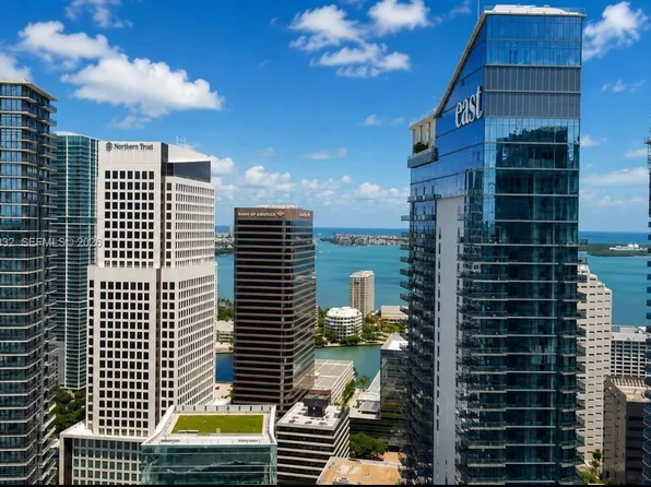 88 SW 7th St APT 3709, Miami, FL 33130