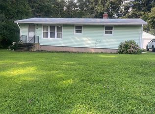 35 Chauncey Rd, Hamden, CT 06514